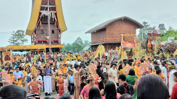 Apa Itu Tradisi Mangrara Banua Tongkonan di Toraja?
